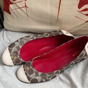 Coach Women's Brown and Cream Loafers